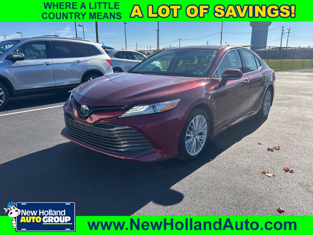 Used 2019 Toyota Camry Hybrid XLE Sedan