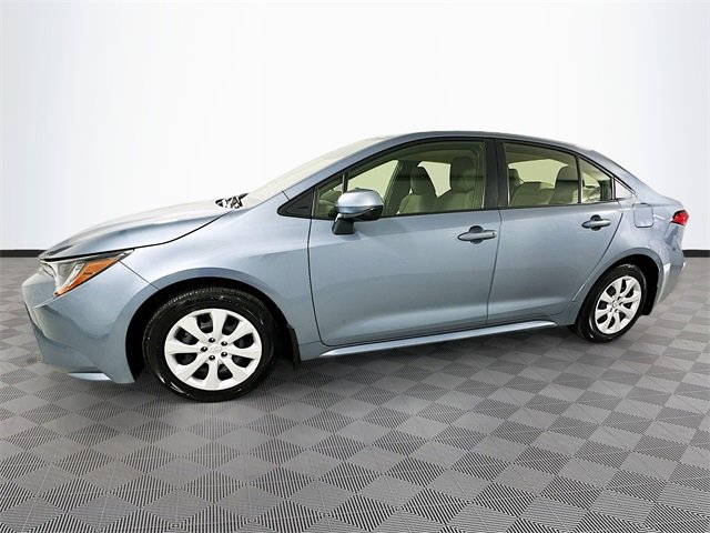 2022 Toyota Corolla LE photo 4