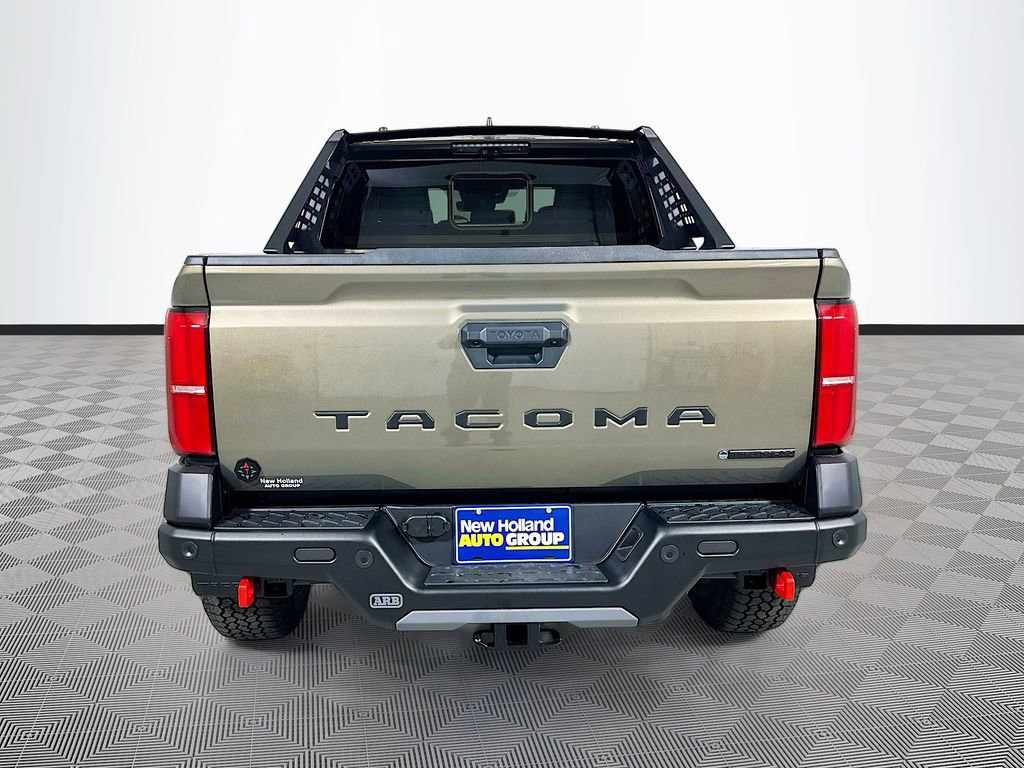 2026 Toyota Tacoma Trailhunter - Photo 5