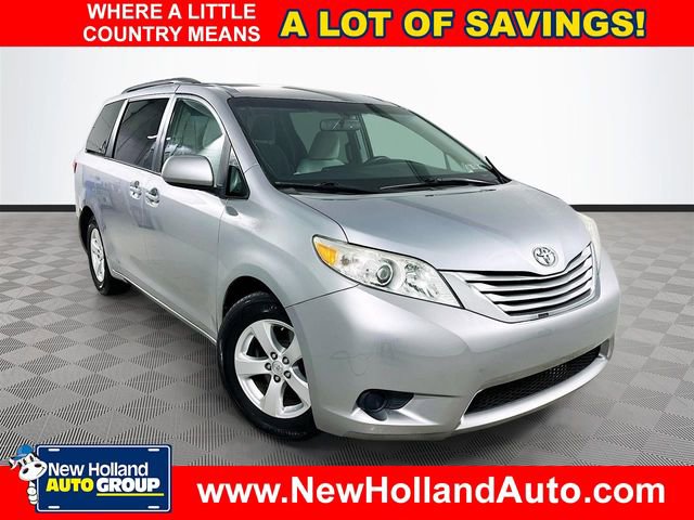 2017 Toyota Sienna LE