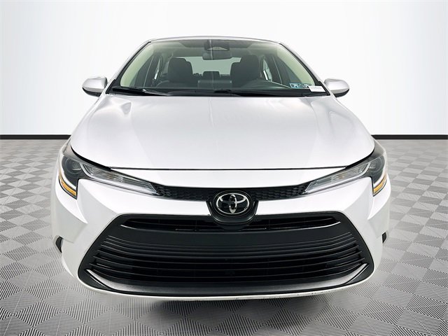 2024 Toyota Corolla LE photo 2