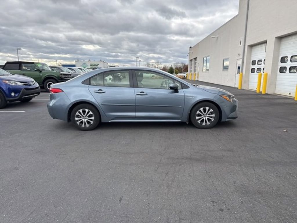 Used 2020 Toyota Corolla Hybrid LE Sedan