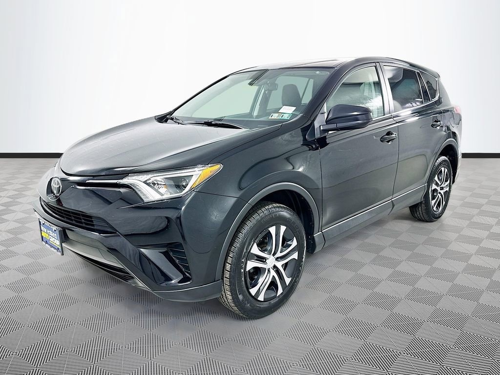 Used 2018 Toyota RAV4 LE Sport Utility