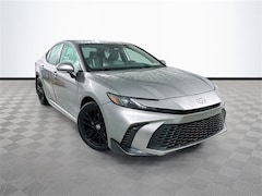 2025 Toyota Camry SE Sedan