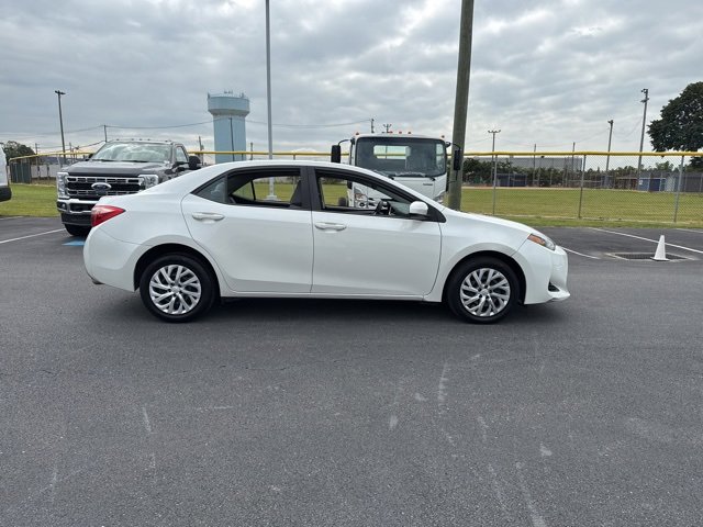 2019 Toyota Corolla XLE XSE photo 3