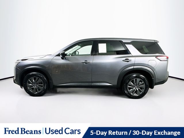2024 Nissan Pathfinder S photo 2
