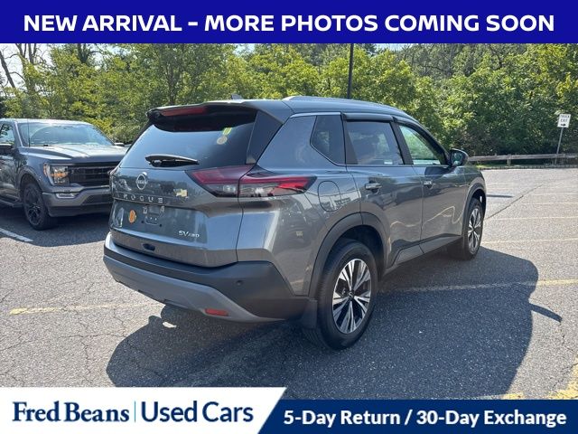 2023 Nissan Rogue SV photo 2