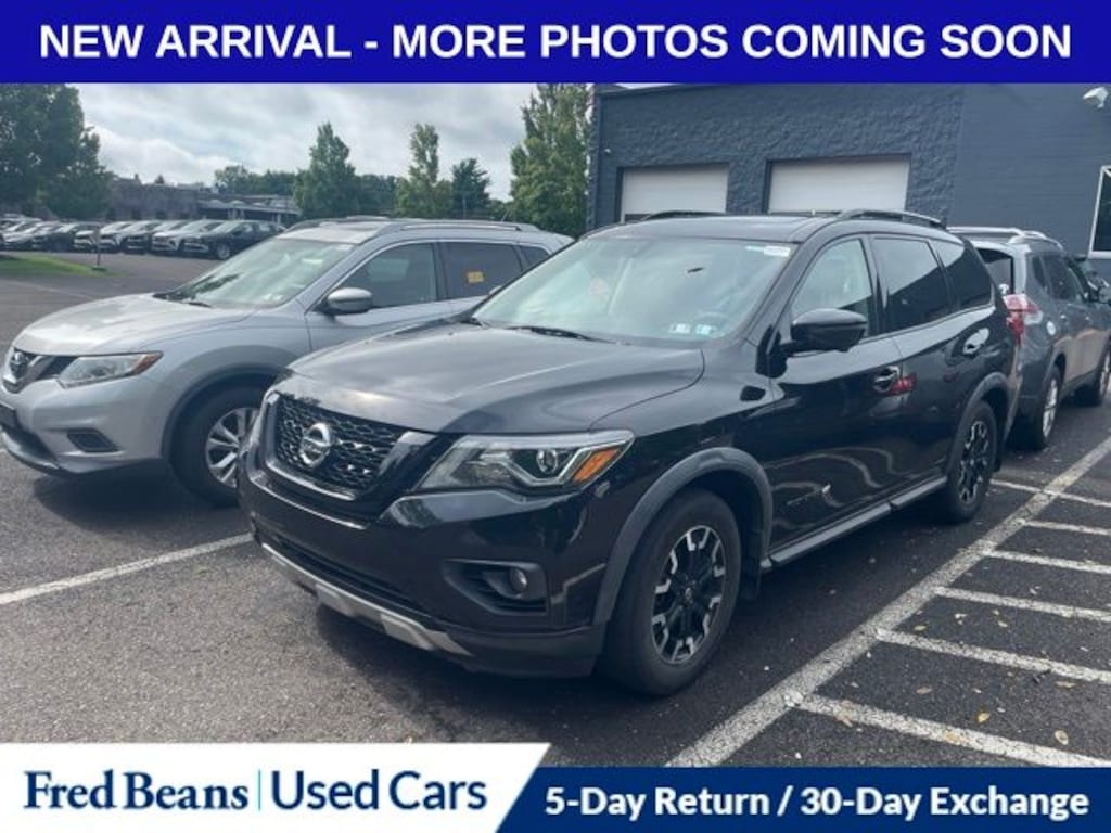 Used 2020 Nissan Pathfinder SL SUV