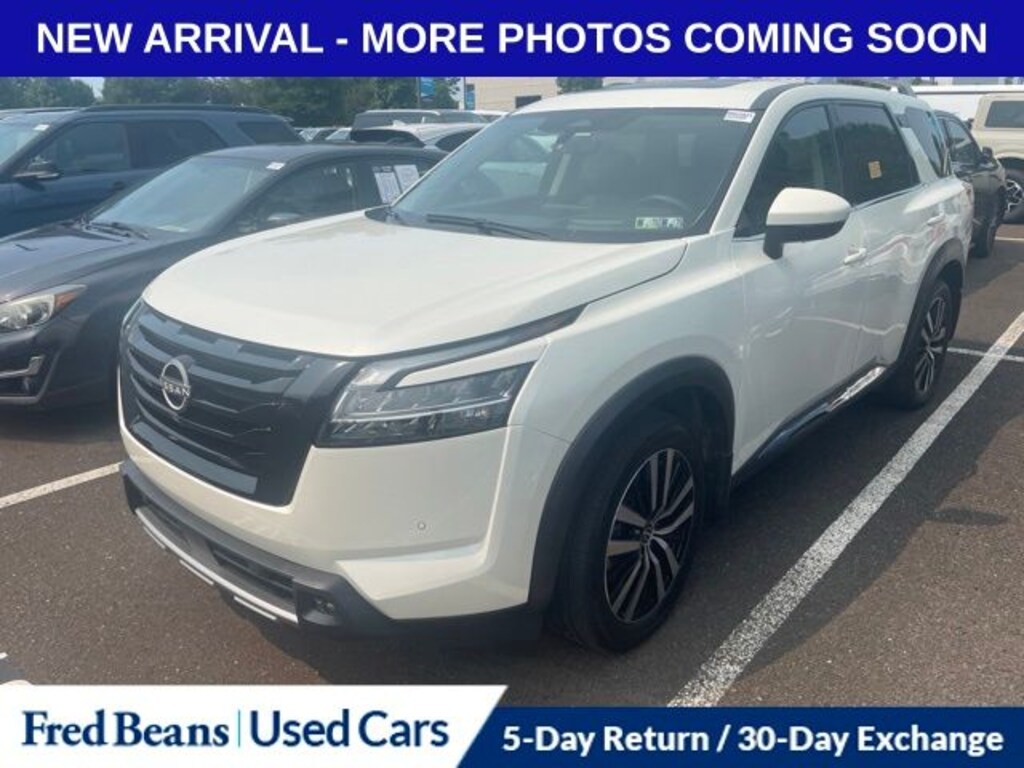 Used 2024 Nissan Pathfinder Platinum SUV