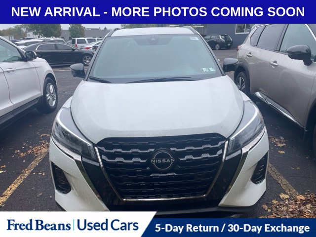 Used 2022 Nissan Kicks SR SUV