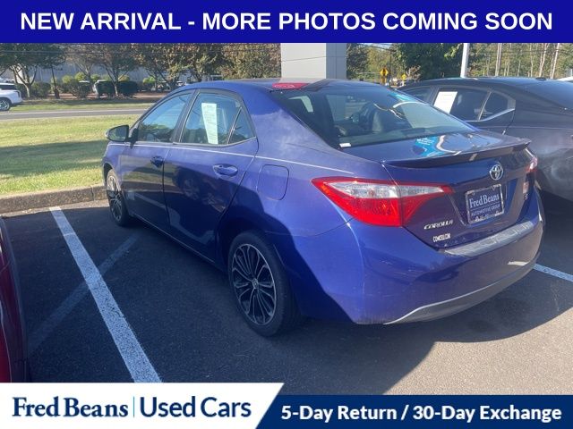 2015 Toyota Corolla L photo 4
