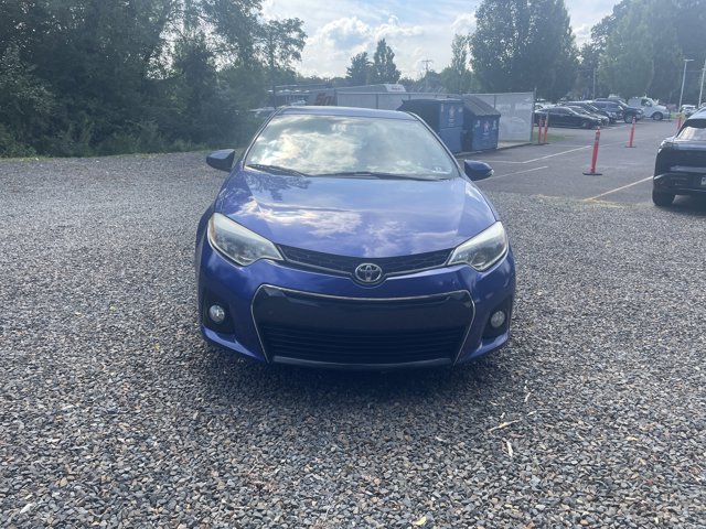 2015 Toyota Corolla L photo 2