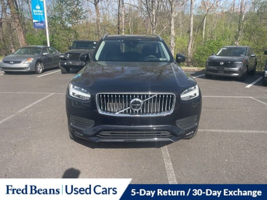 Used 2020 Volvo XC90 T6 Momentum SUV