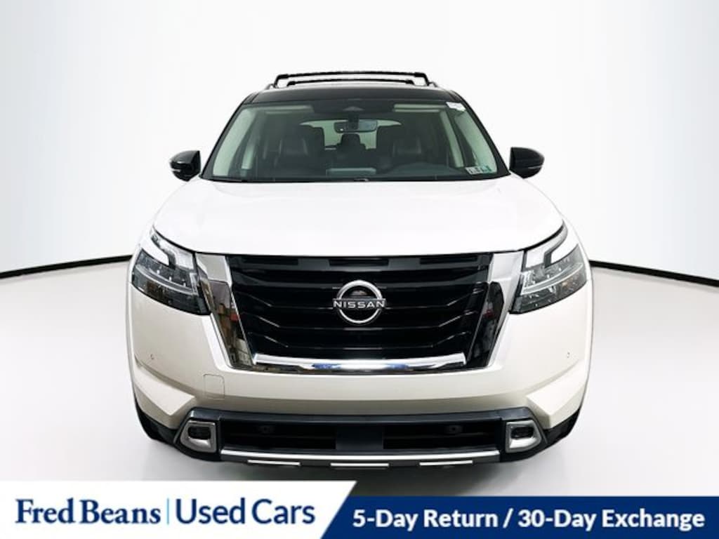 Used 2024 Nissan Pathfinder SL SUV