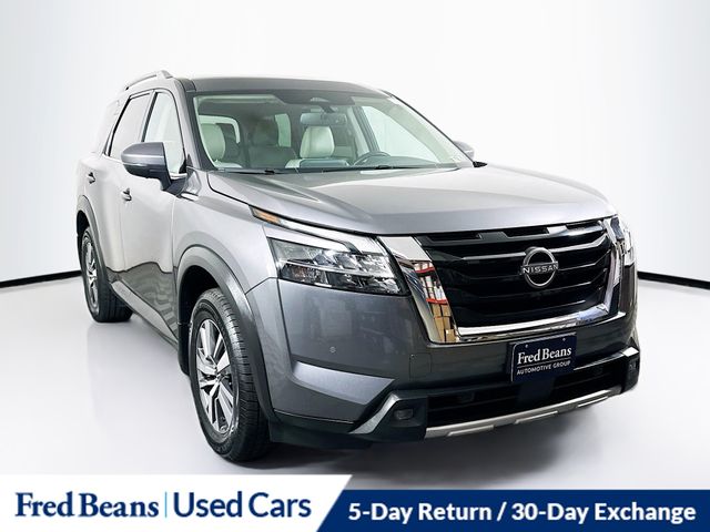 2022 Nissan Pathfinder SUV 