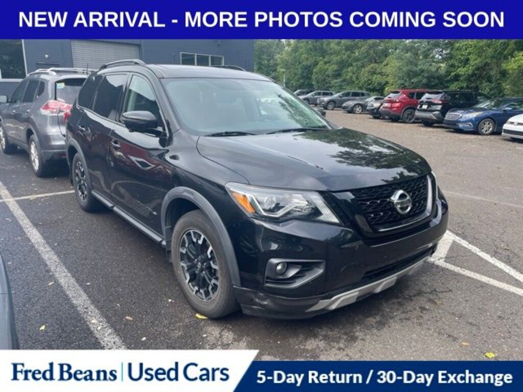 Used 2020 Nissan Pathfinder SL SUV