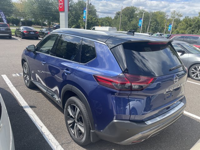 2022 Nissan Rogue SL photo 3