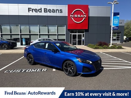 2025 Nissan Altima SR Sedan