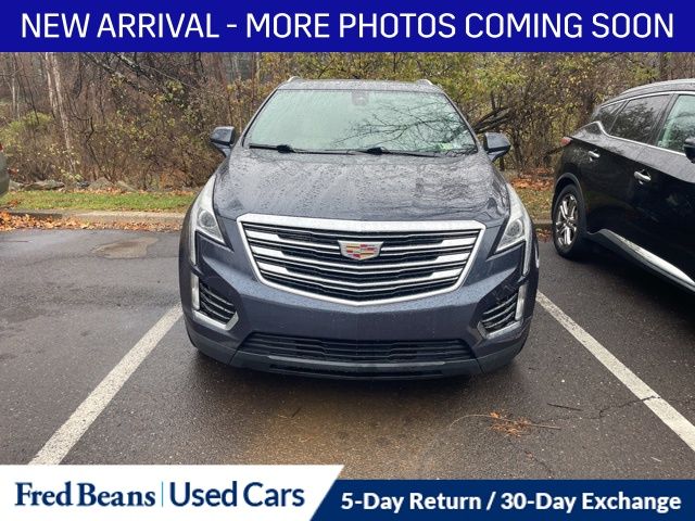 2018 Cadillac XT5 Luxury photo 2