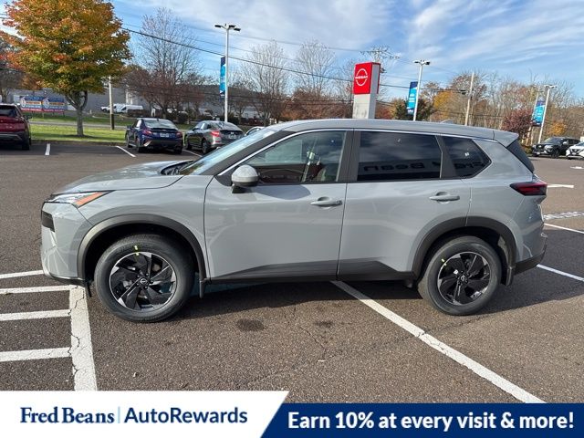 2026 Nissan Rogue SV photo 4