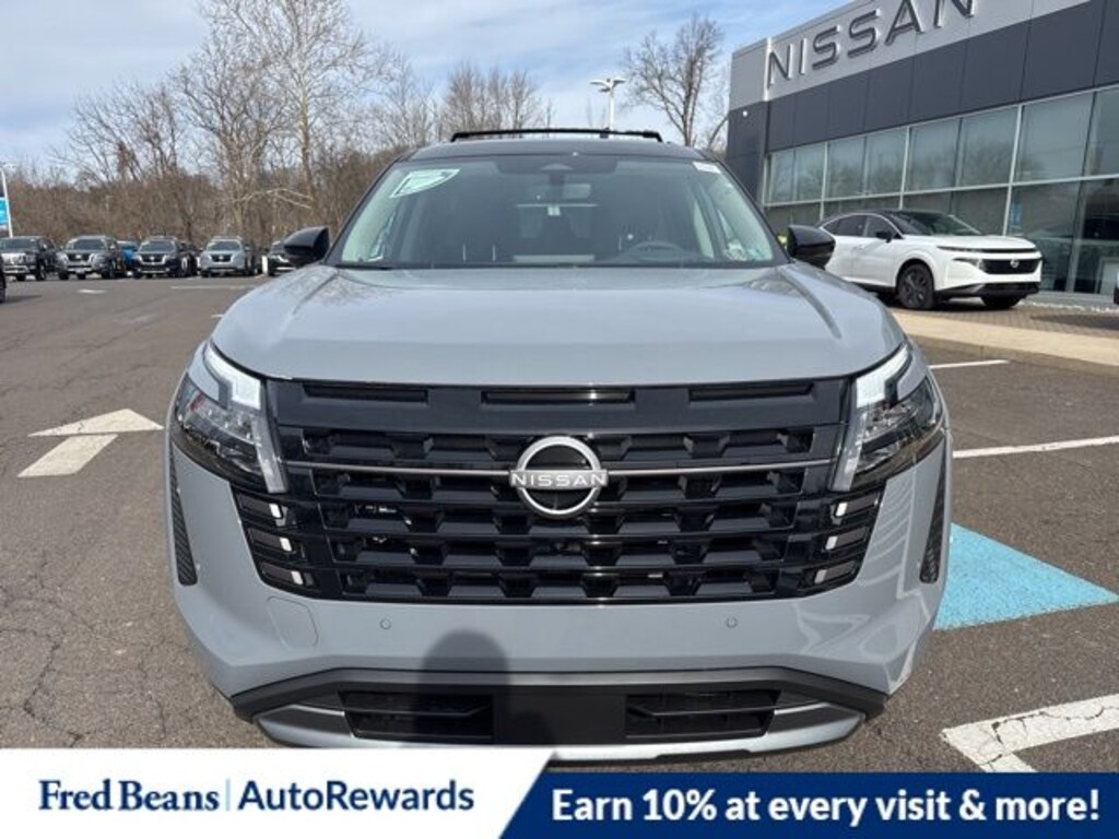 New 2026 Nissan Pathfinder Platinum SUV