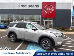 2025 Nissan Pathfinder SL SUV