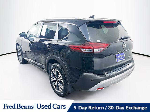 2022 Nissan Rogue SV photo 4