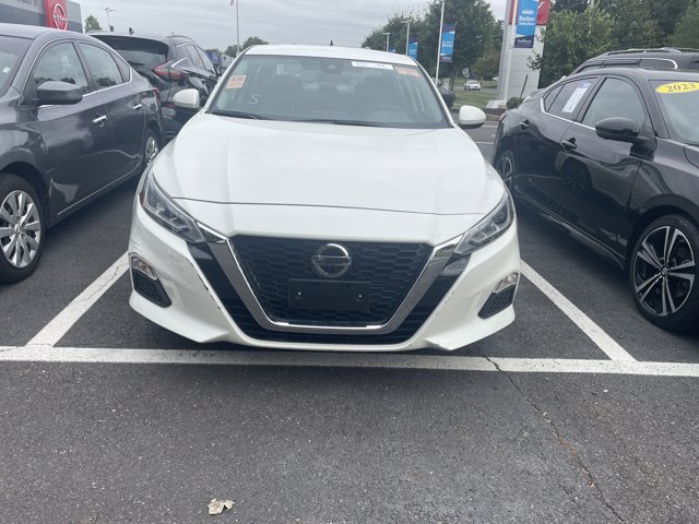2022 Nissan Altima 2.5 SV photo 2