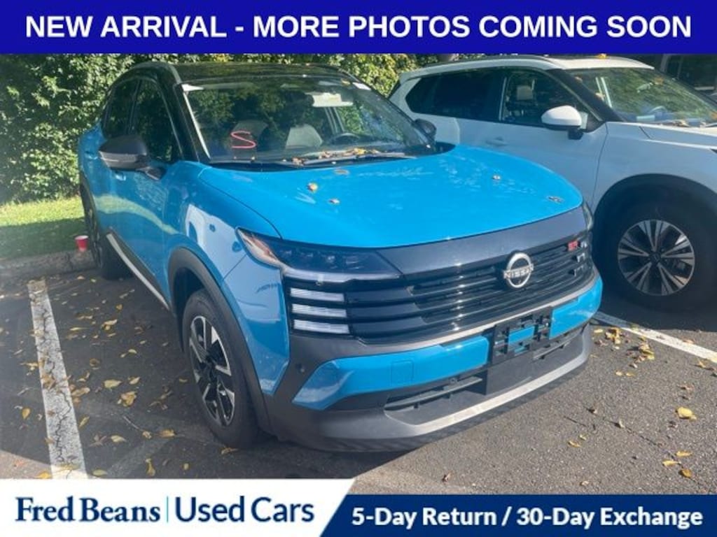 Used 2025 Nissan Kicks SR SUV