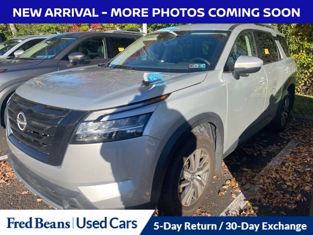 Used 2024 Nissan Pathfinder SL SUV