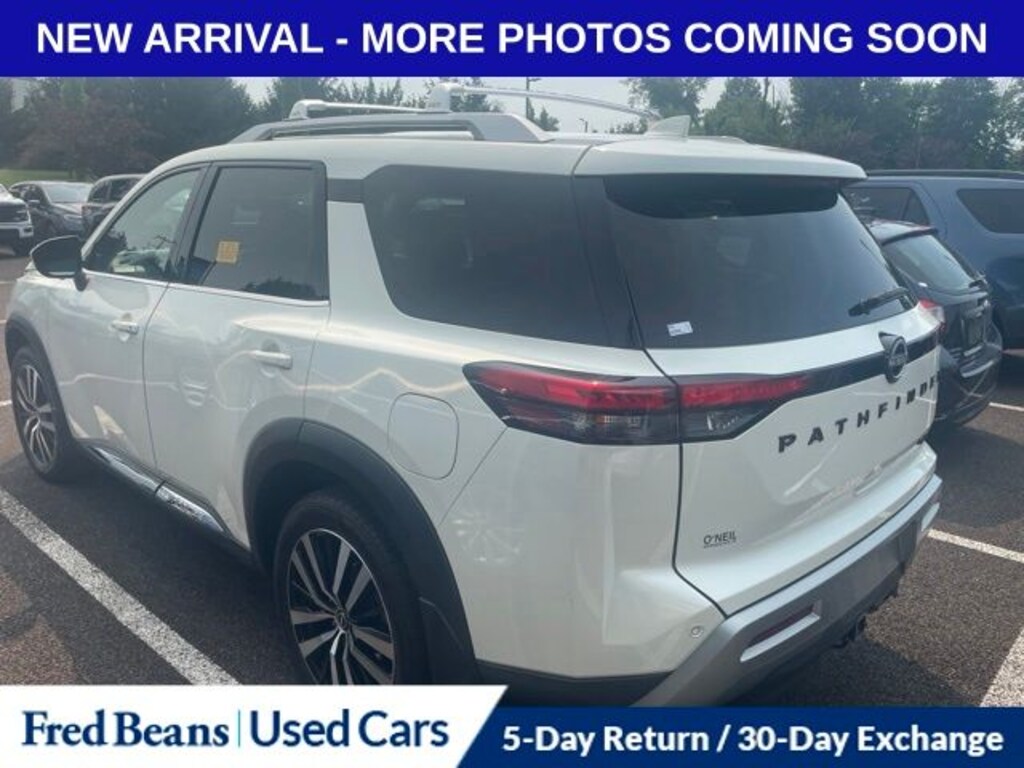 Used 2024 Nissan Pathfinder Platinum SUV