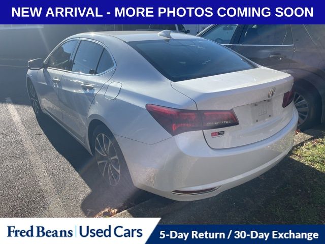2016 Acura TLX photo 4