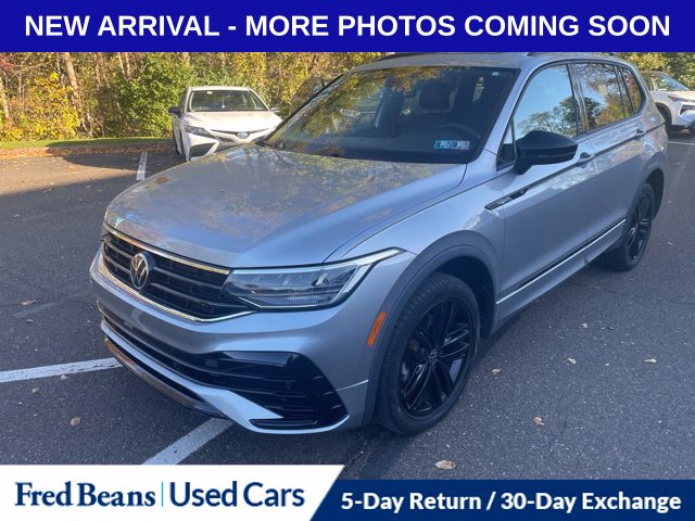 Used 2022 Volkswagen Tiguan 2.0T SE R-Line Black SUV