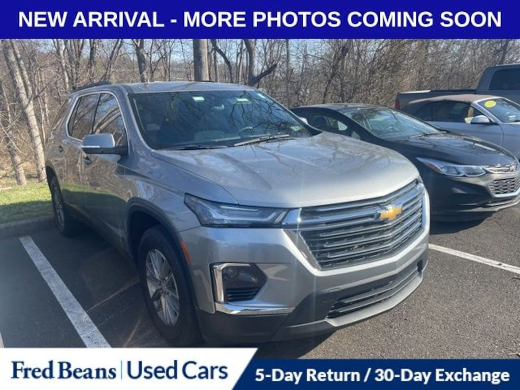 Used 2023 Chevrolet Traverse LT SUV