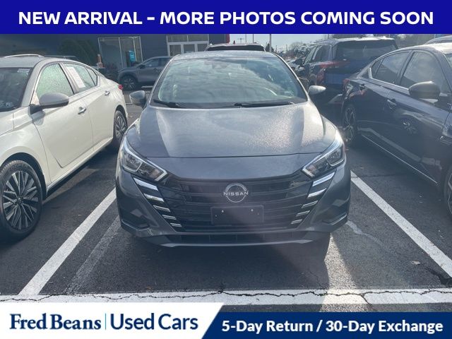 2023 Nissan Versa 1.6 SV photo 2