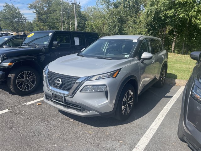 2022 Nissan Rogue SV photo 3