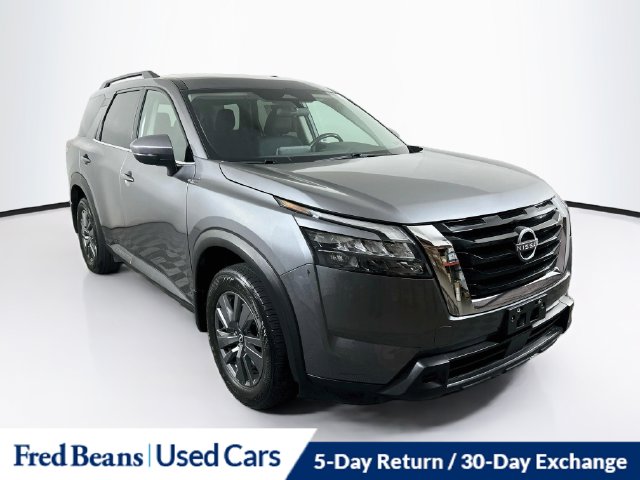 Used 2024 Nissan Pathfinder SV SUV