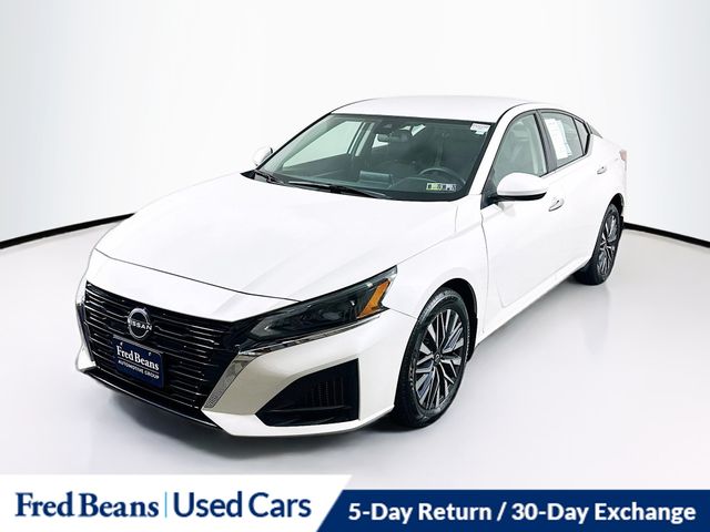2023 Nissan Altima 2.5 SV photo 2