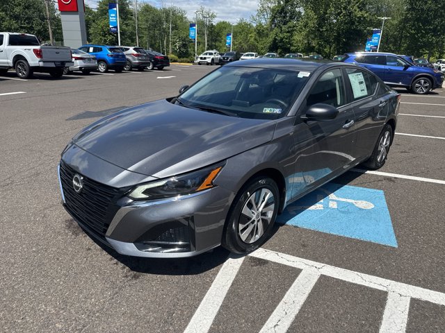 2025 Nissan Altima S photo 3