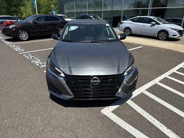 2025 Nissan Altima S photo 2