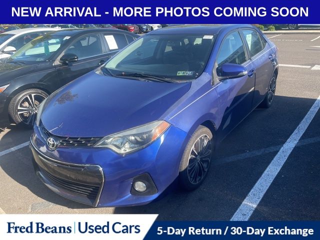 2015 Toyota Corolla L photo 3