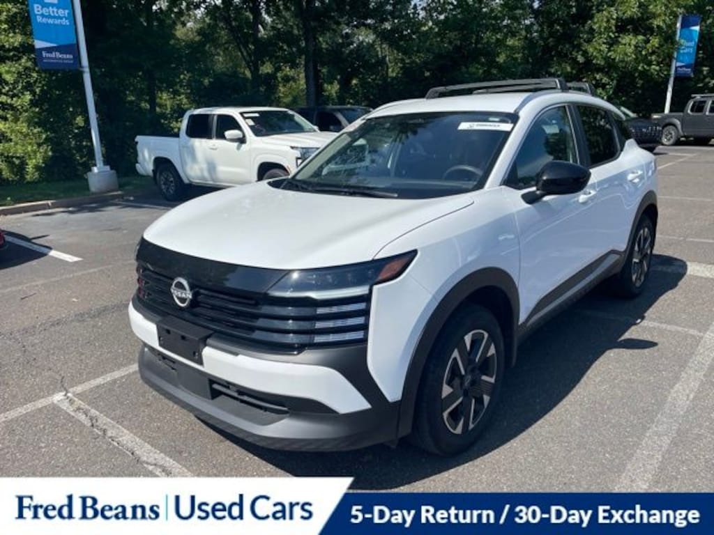Used 2026 Nissan Kicks SV SUV