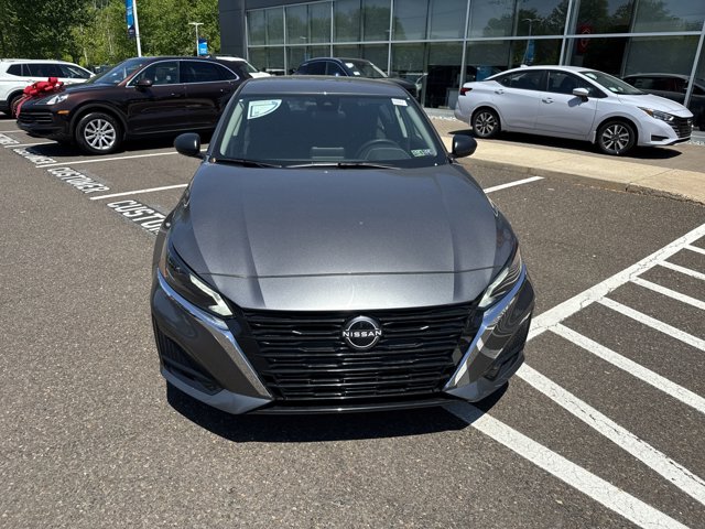 2025 Nissan Altima S photo 2