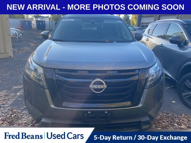Used 2024 Nissan Pathfinder SV SUV