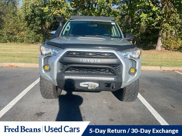 2014 Toyota 4Runner Trail photo 2