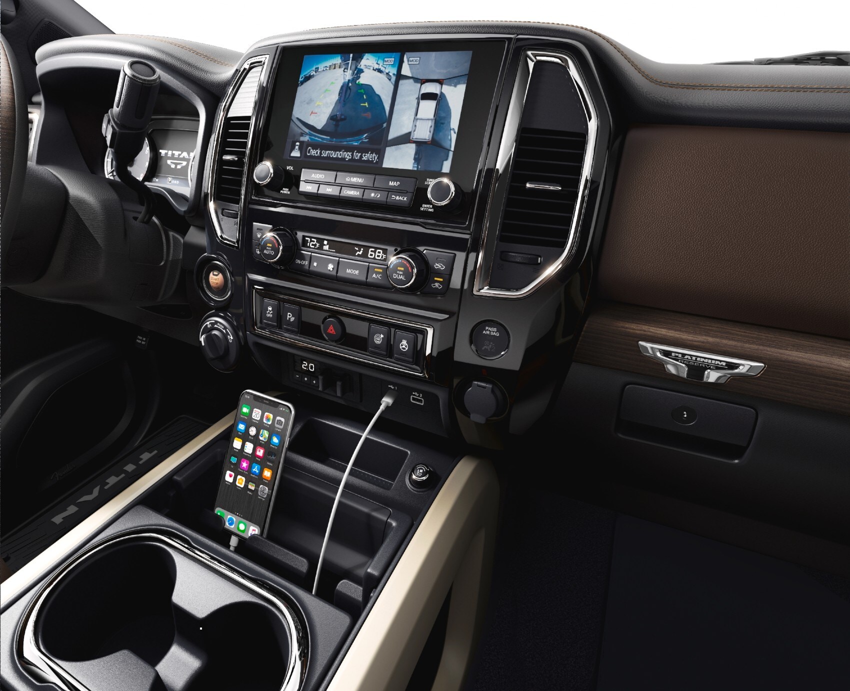 2021 Nissan Titan Crew Cab Interior