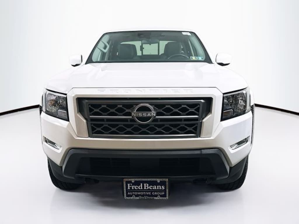 Used 2024 Nissan Frontier SV Truck Crew Cab