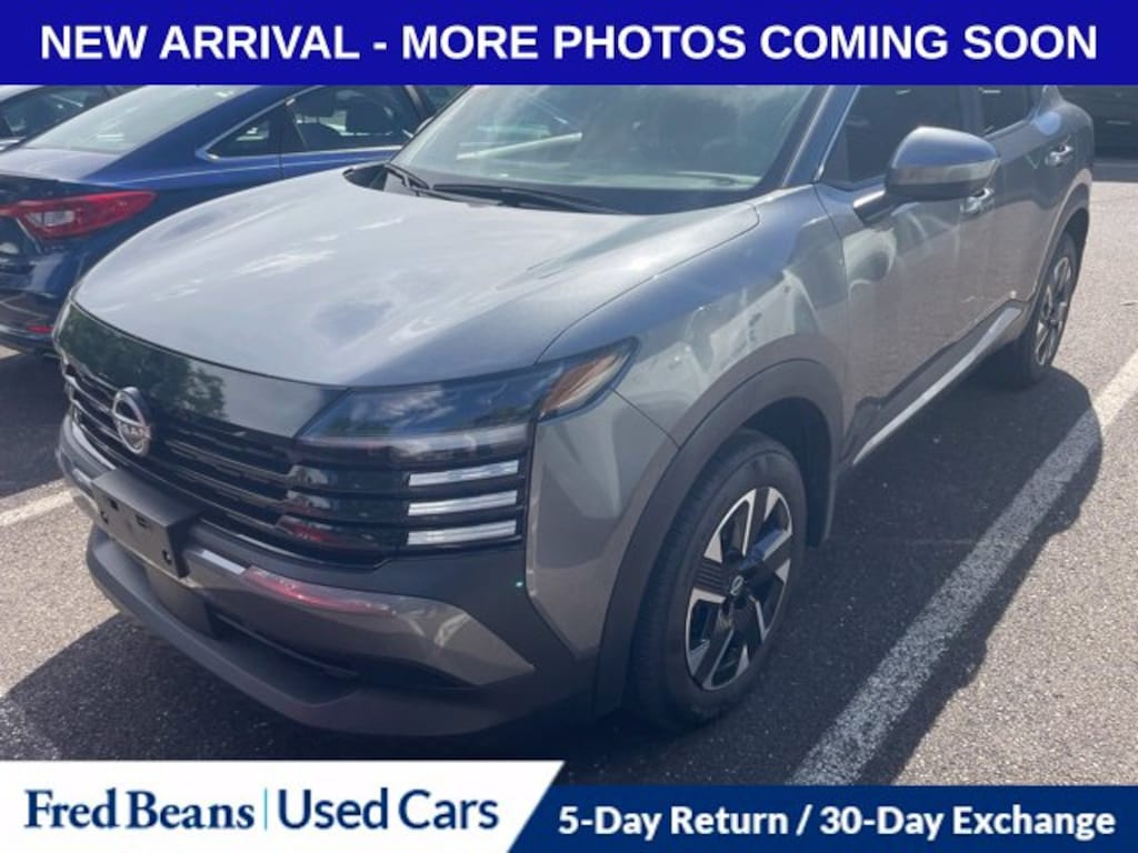 Used 2025 Nissan Kicks SV SUV