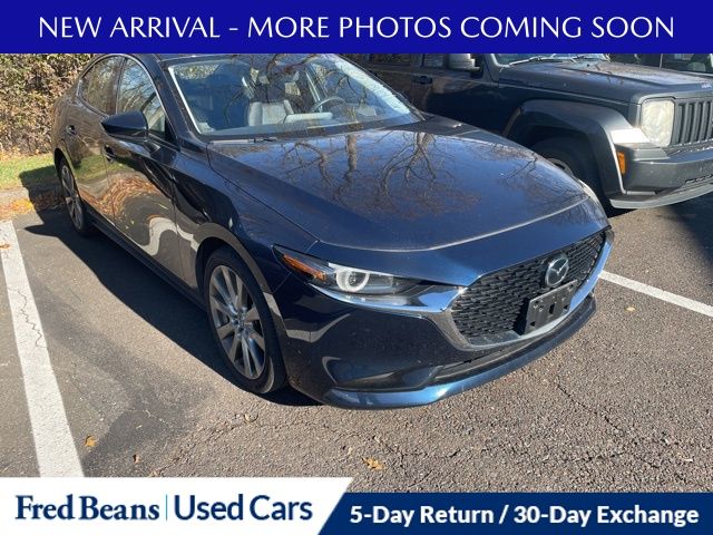 2022 Mazda Mazda3 Premium's photo