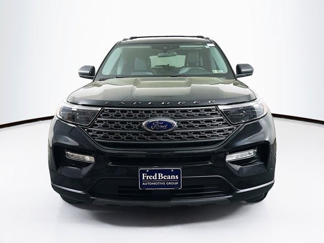 2021 Ford Explorer XLT photo 2
